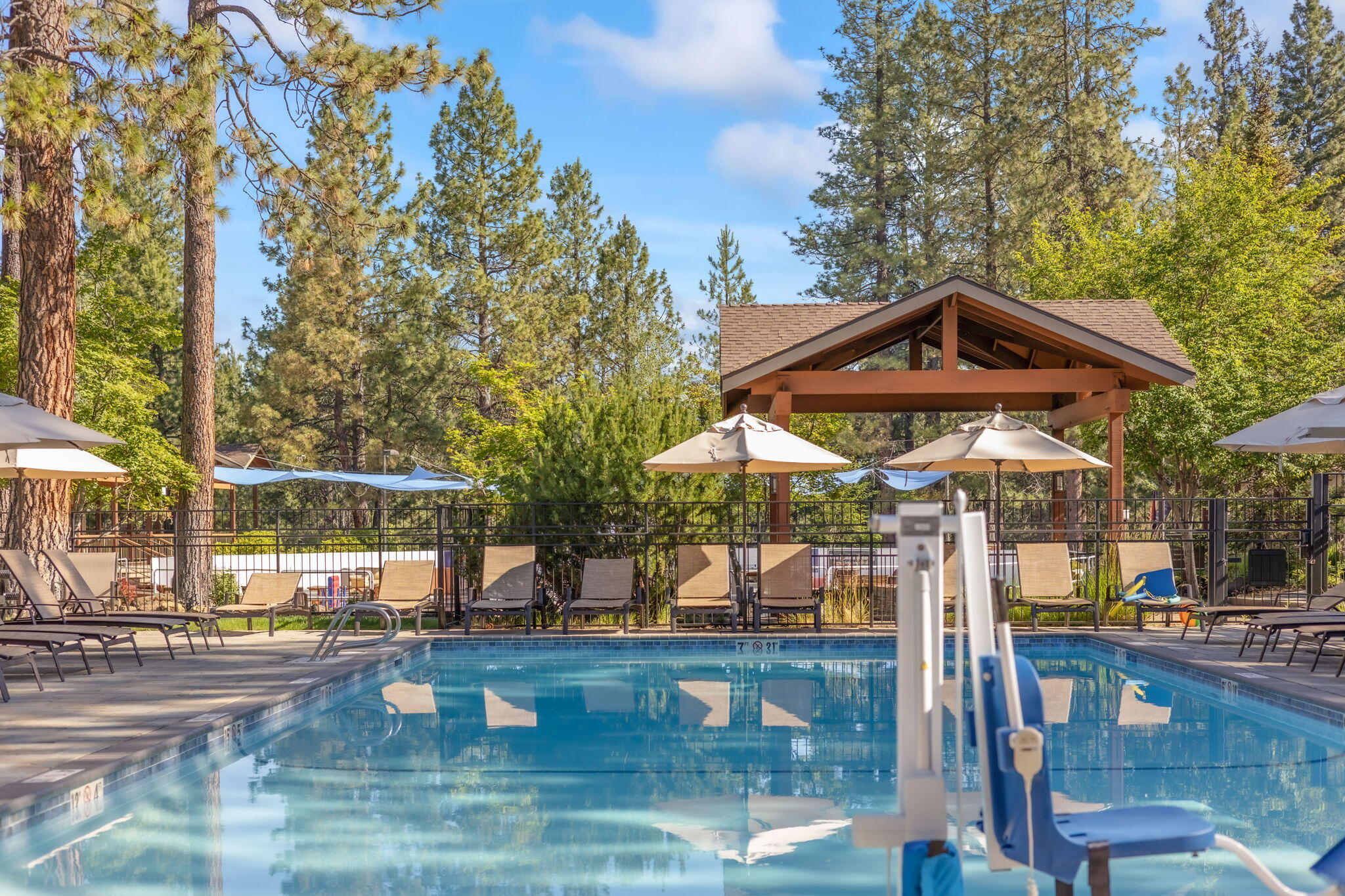 Inn Of The 7th - Residential