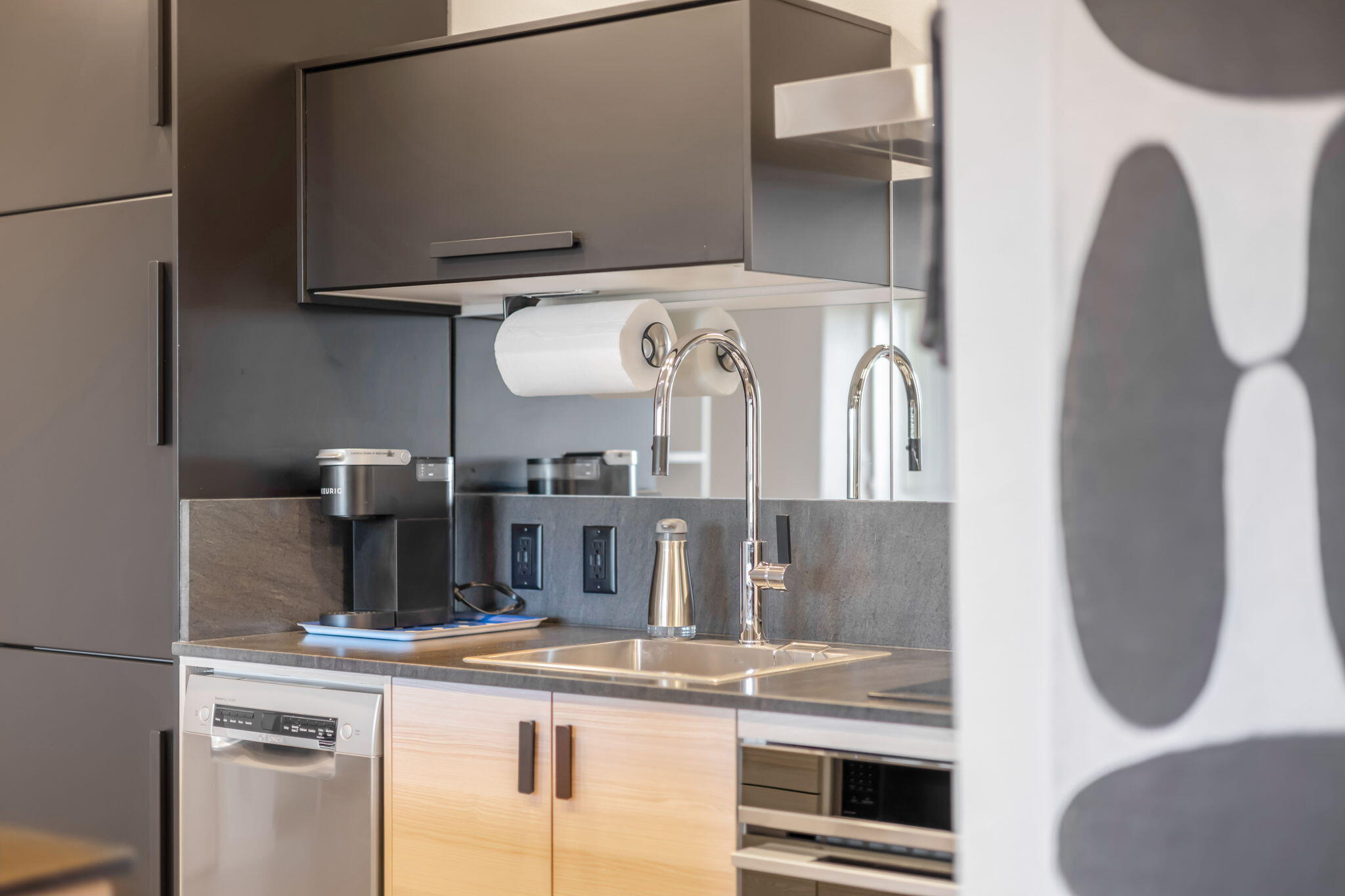 Inn Of The 7th - Residential