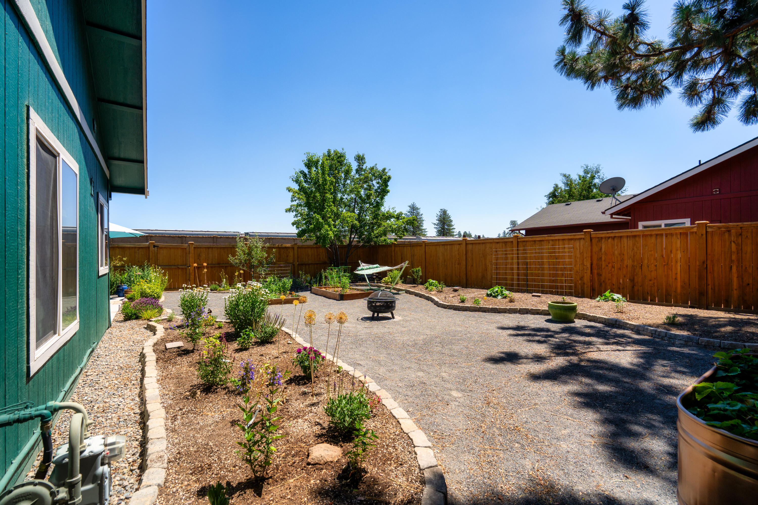 Larkspur - Residential