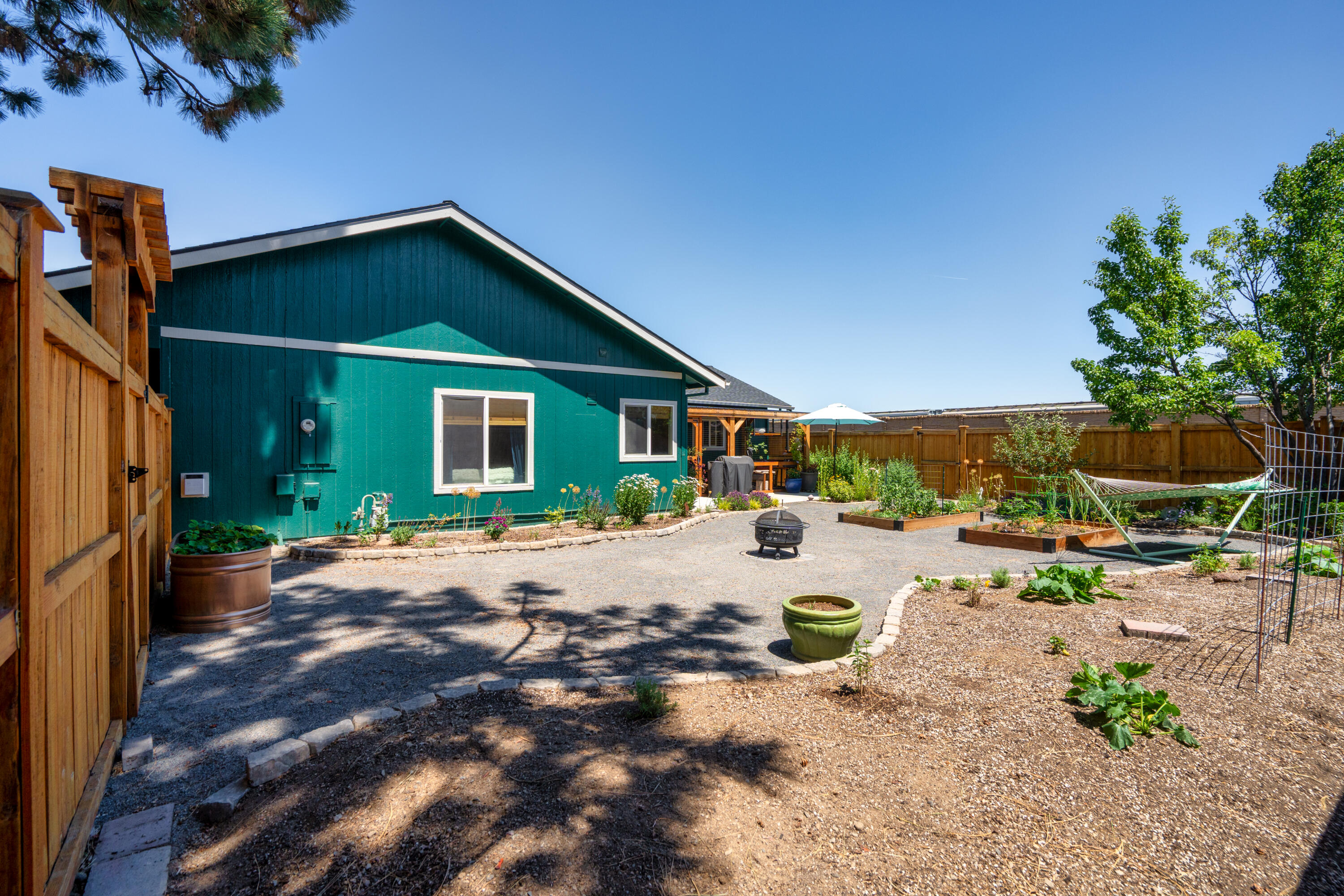 Larkspur - Residential