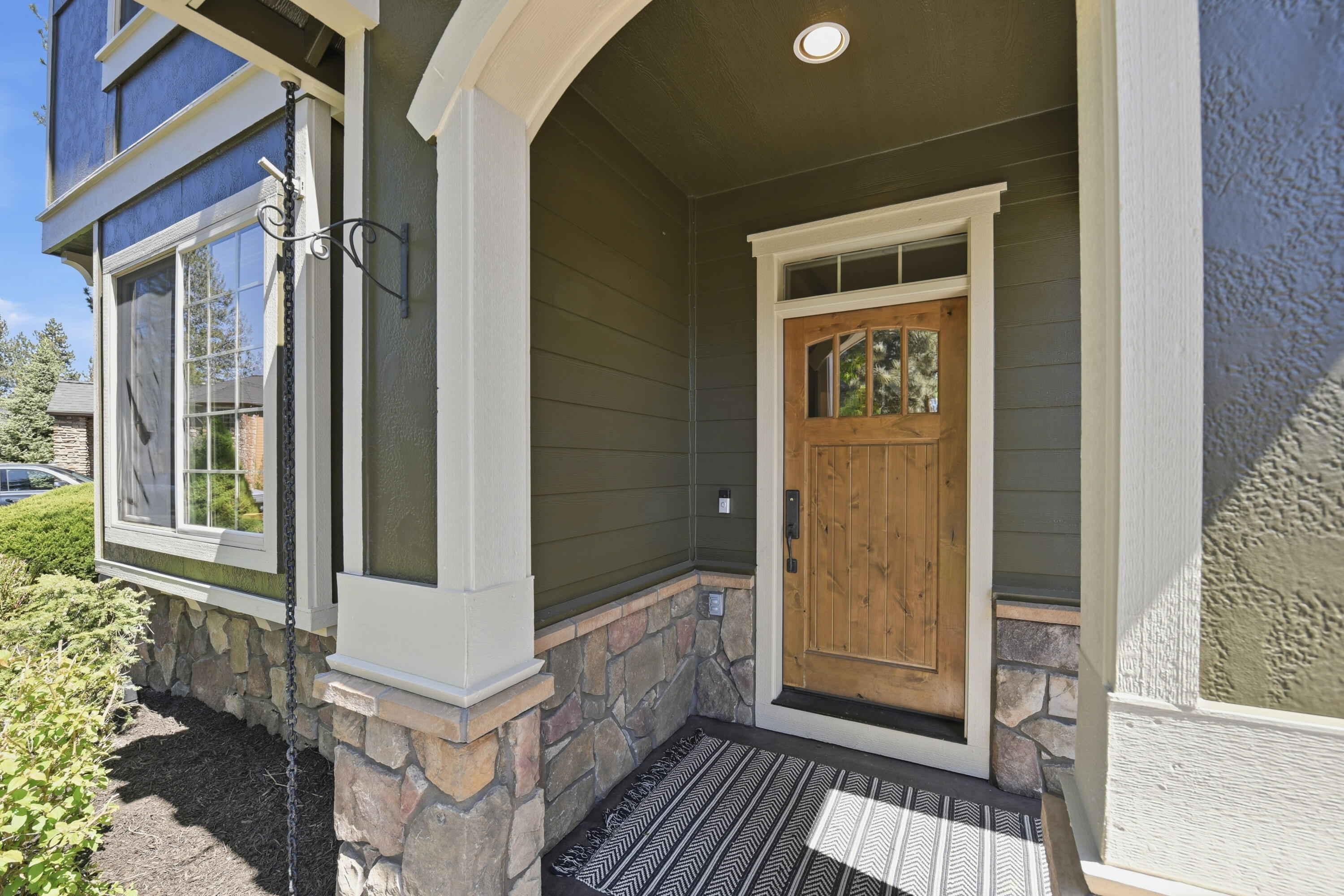 60320 Sage Stone Loop