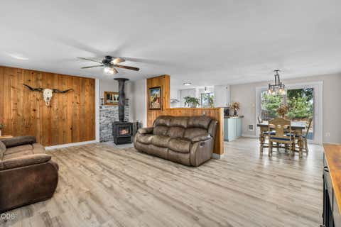 Tiny photo for 22988 Lariat Lane, Bend, OR 97701 (MLS # 220227324)