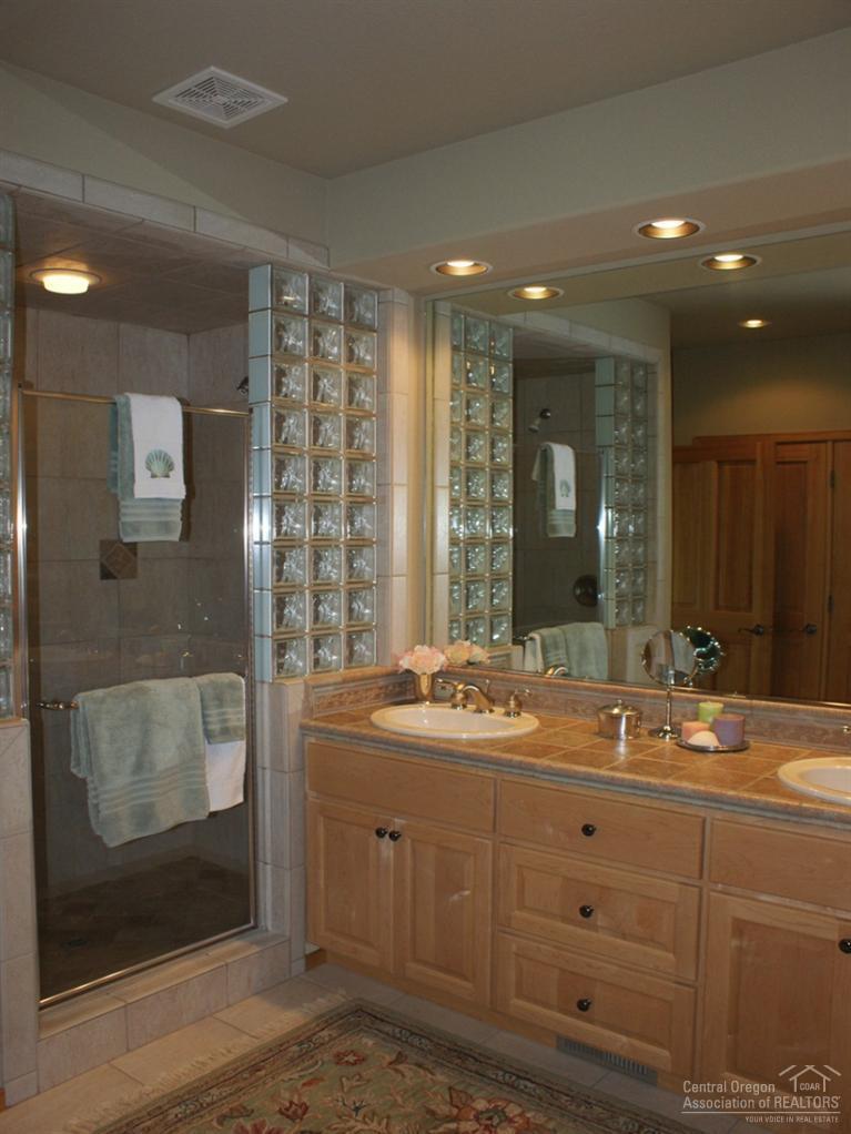 Broken Top - Residential