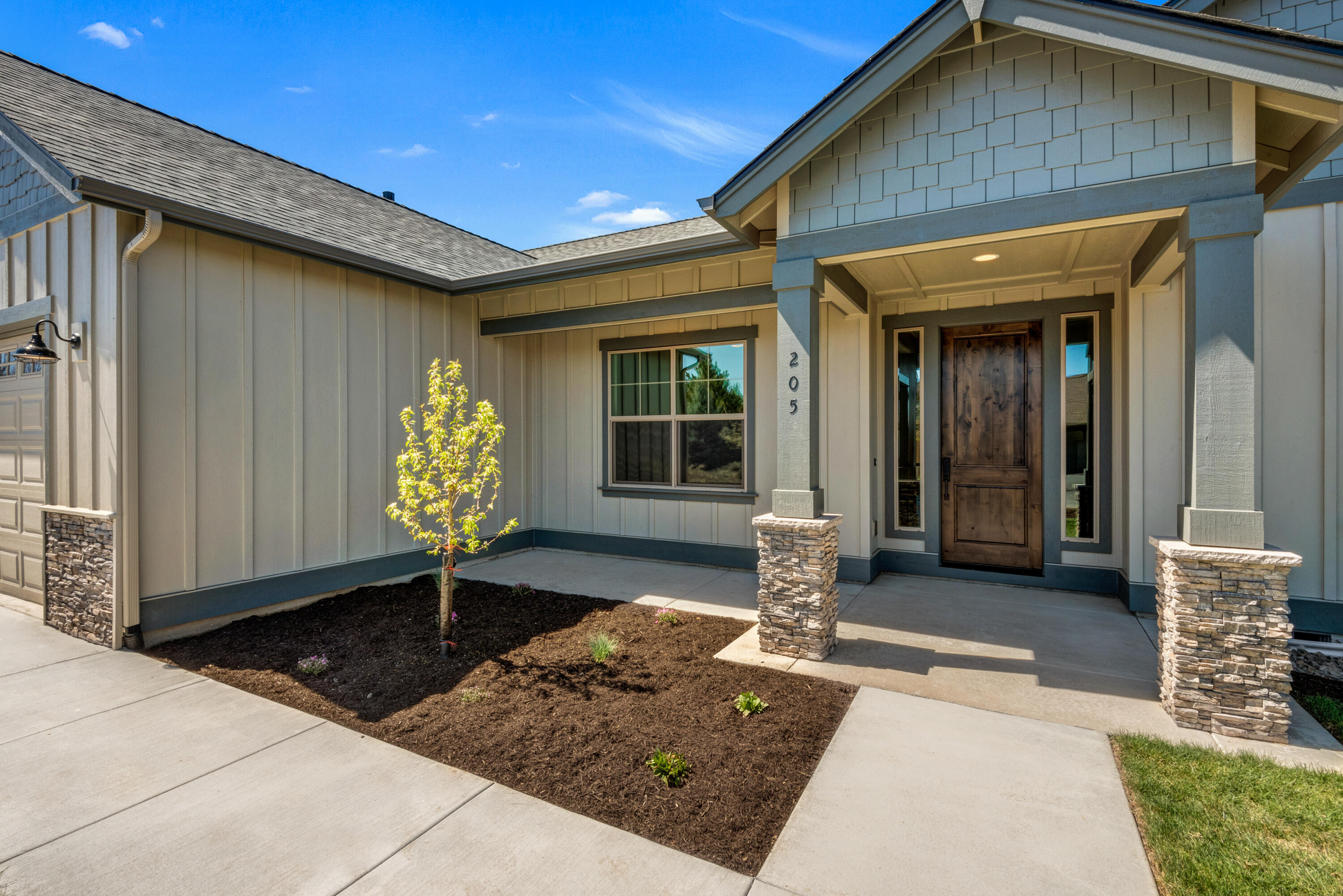 Saddle Ridge - Residential