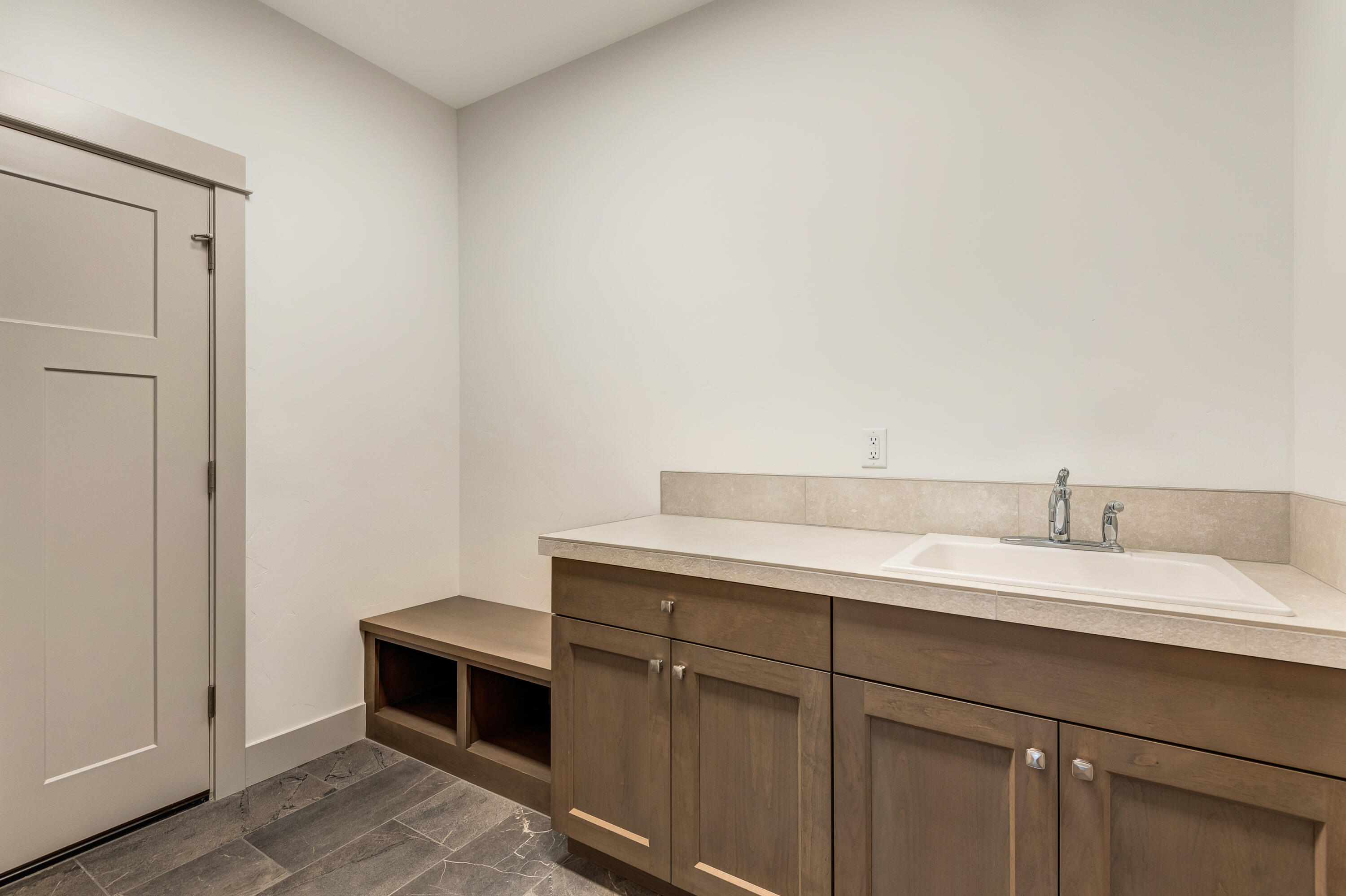 Saddle Ridge - Residential