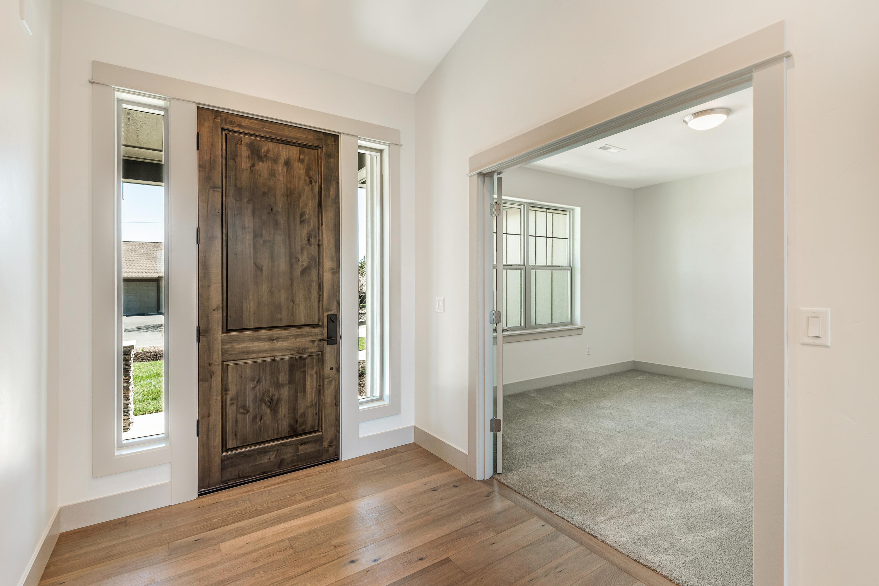 Saddle Ridge - Residential