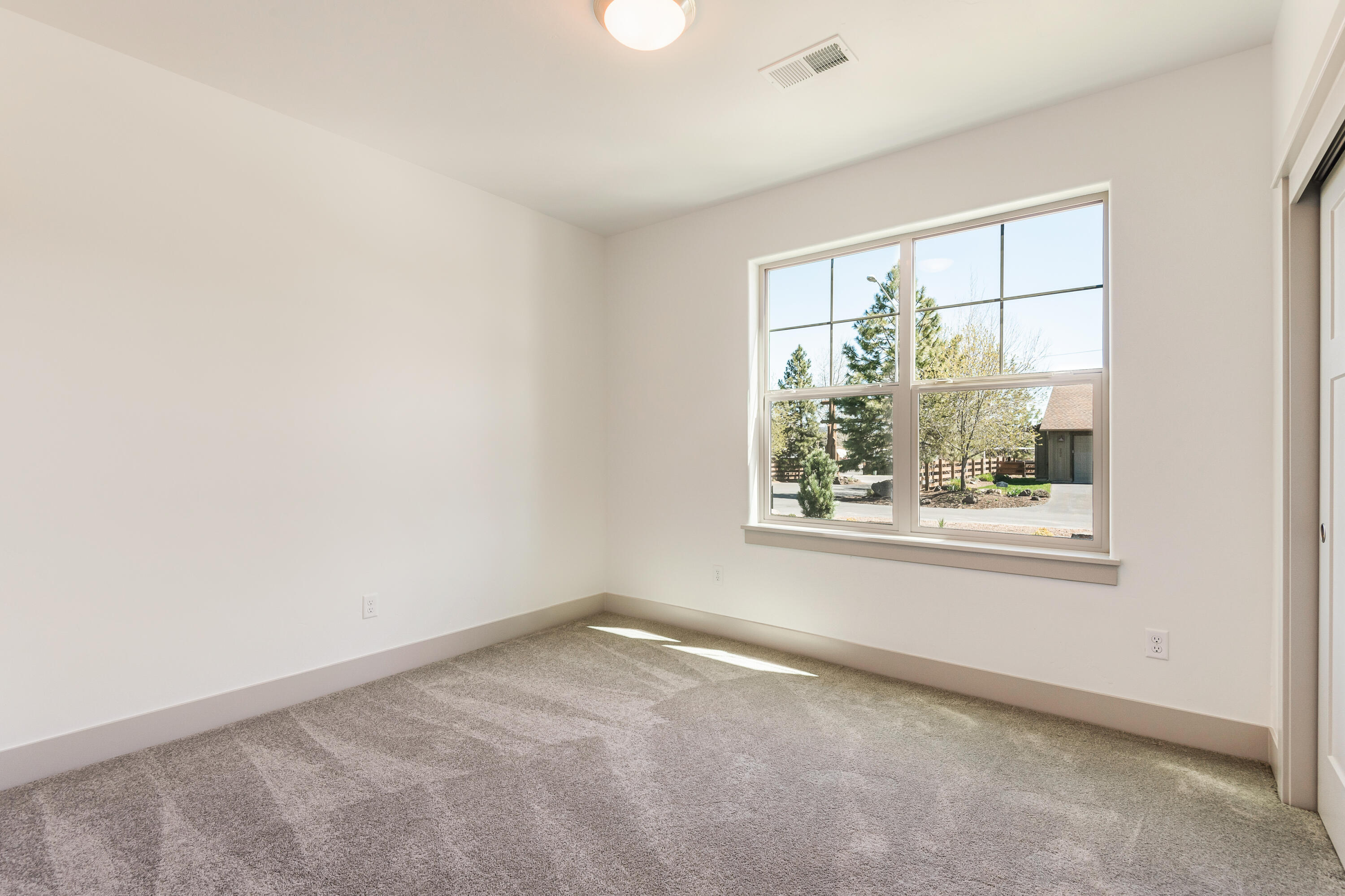 Saddle Ridge - Residential