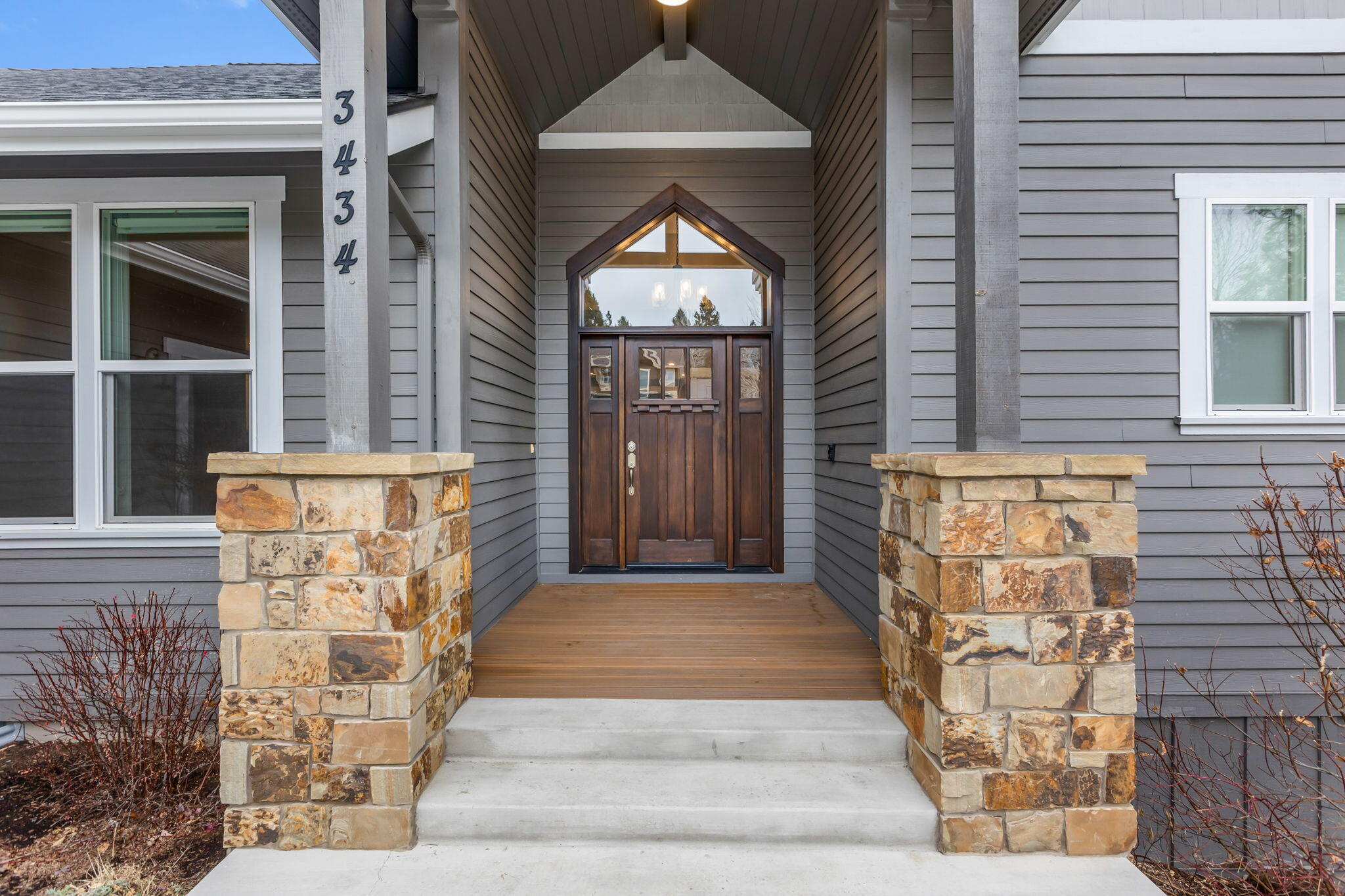 3434 NW Bryce Canyon Lane
