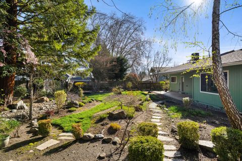 Tiny photo for 722 NW Sandy Drive, Grants Pass, OR 97526 (MLS # 220217636)