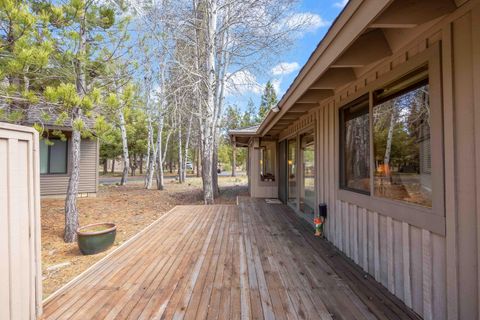 Tiny photo for 57607 Rocky Mountain Lane #4, Bend, OR 97707 (MLS # 220219507)