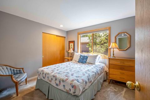 Tiny photo for 57607 Rocky Mountain Lane #4, Bend, OR 97707 (MLS # 220219507)