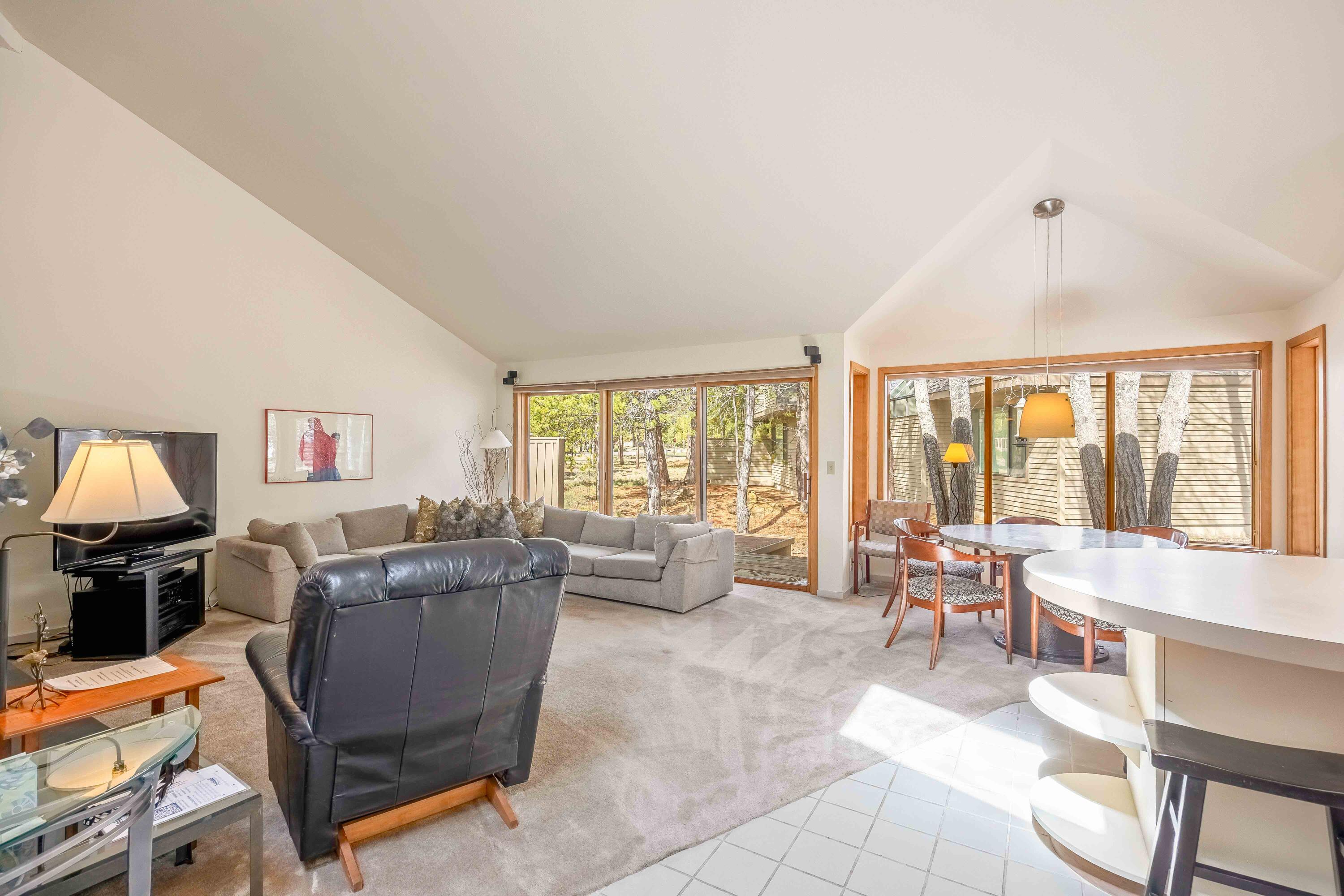 57607 Rocky Mountain Lane 4