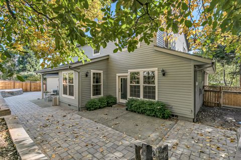 Tiny photo for 245 Jackson Creek Drive, Jacksonville, OR 97530 (MLS # 220211148)