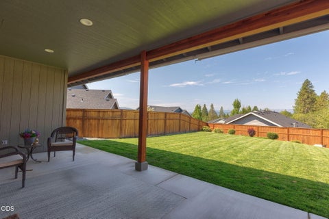 Tiny photo for 326 SW Kennedy Way, Grants Pass, OR 97526 (MLS # 220227418)