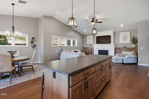 Tiny photo for 326 SW Kennedy Way, Grants Pass, OR 97526 (MLS # 220227418)