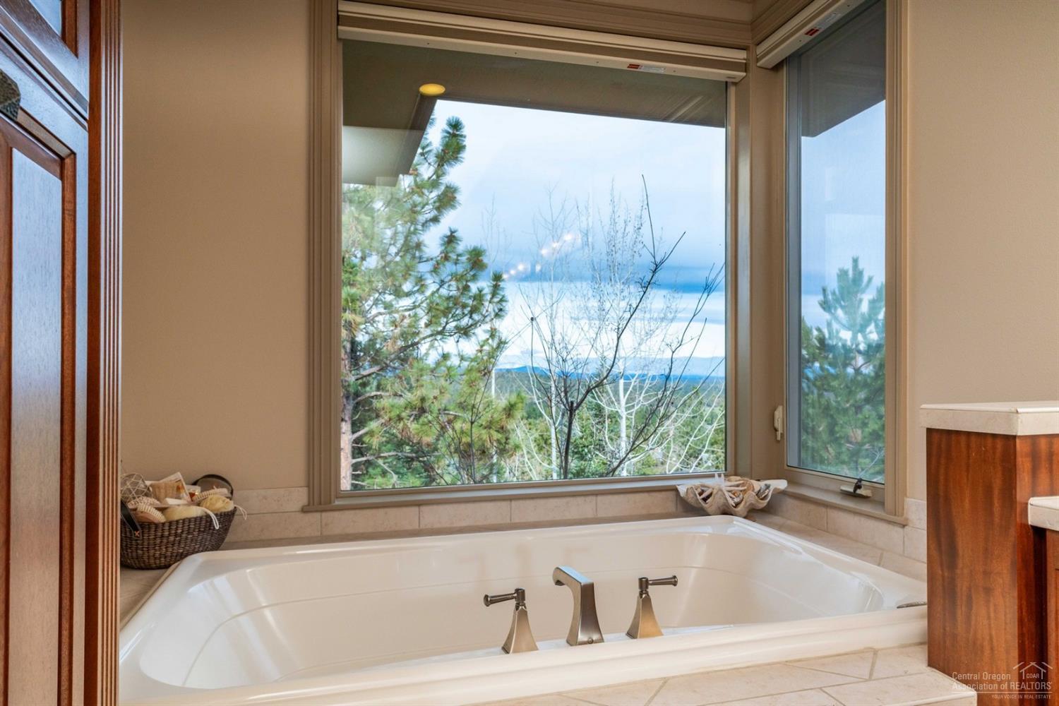 Awbrey Butte - Residential