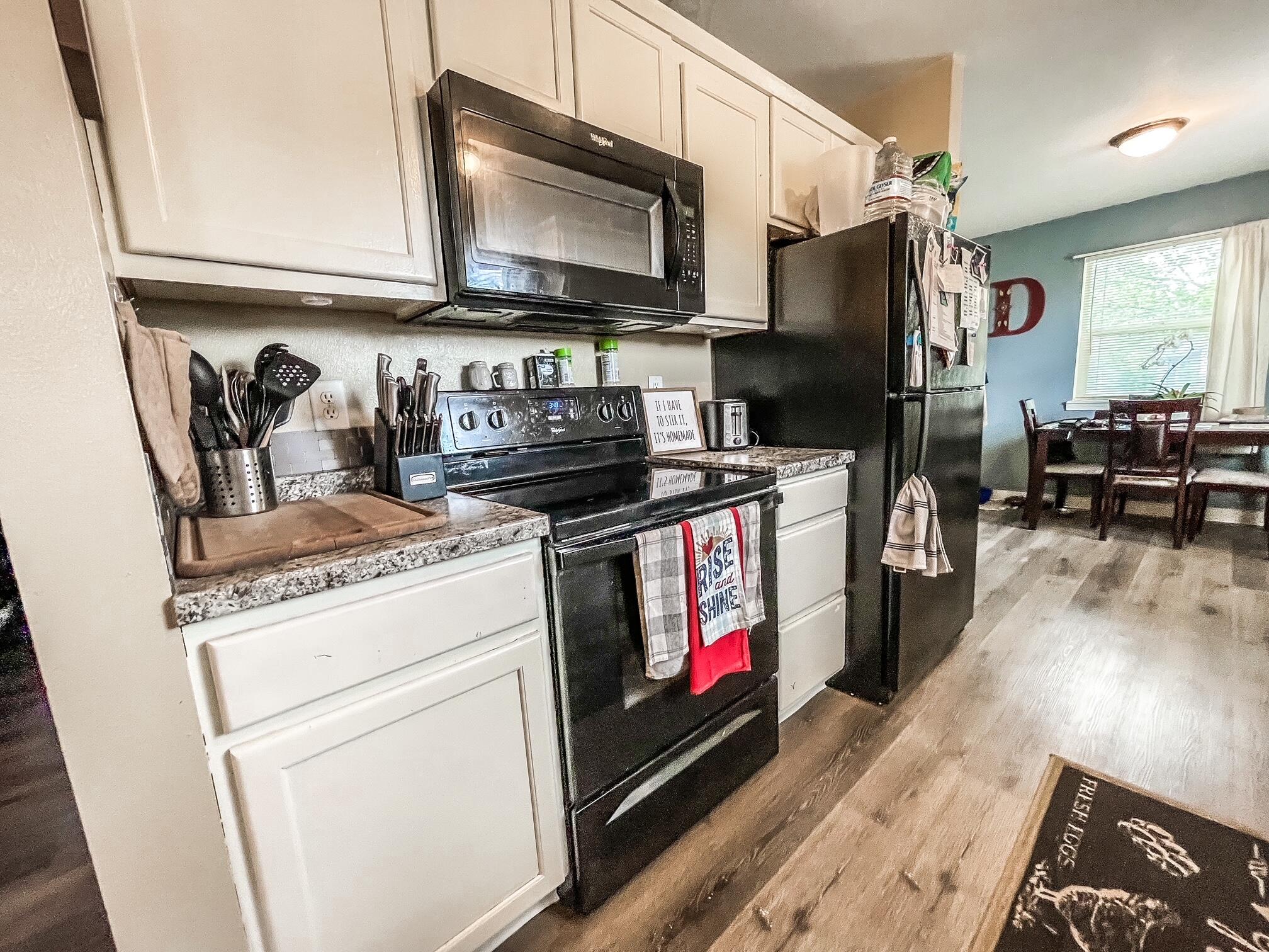 Oregon + Western - Residential