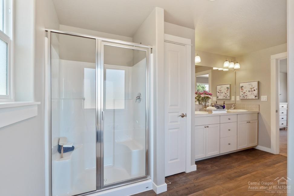 Emerald View Estates - Residential