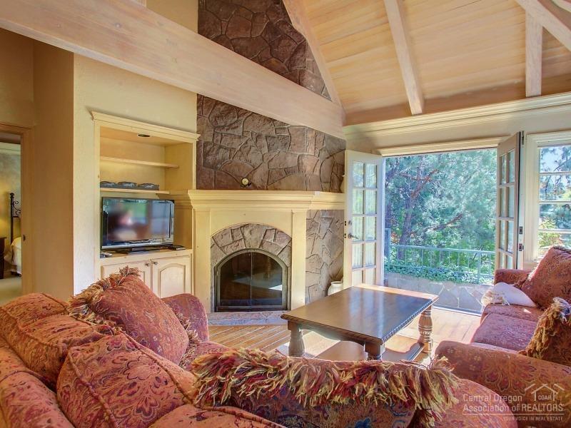 River Terrace - Residential