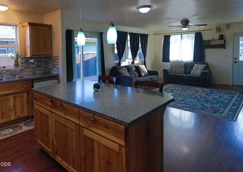 Tiny photo for 52470 Medill Court, La Pine, OR 97739 (MLS # 220226530)