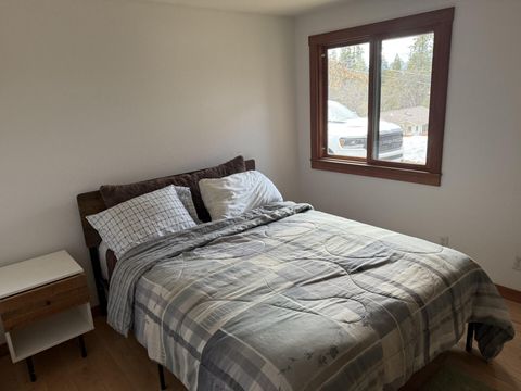 Tiny photo for 802 Beach Street, Ashland, OR 97520 (MLS # 220216761)