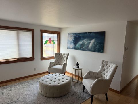 Tiny photo for 802 Beach Street, Ashland, OR 97520 (MLS # 220216761)