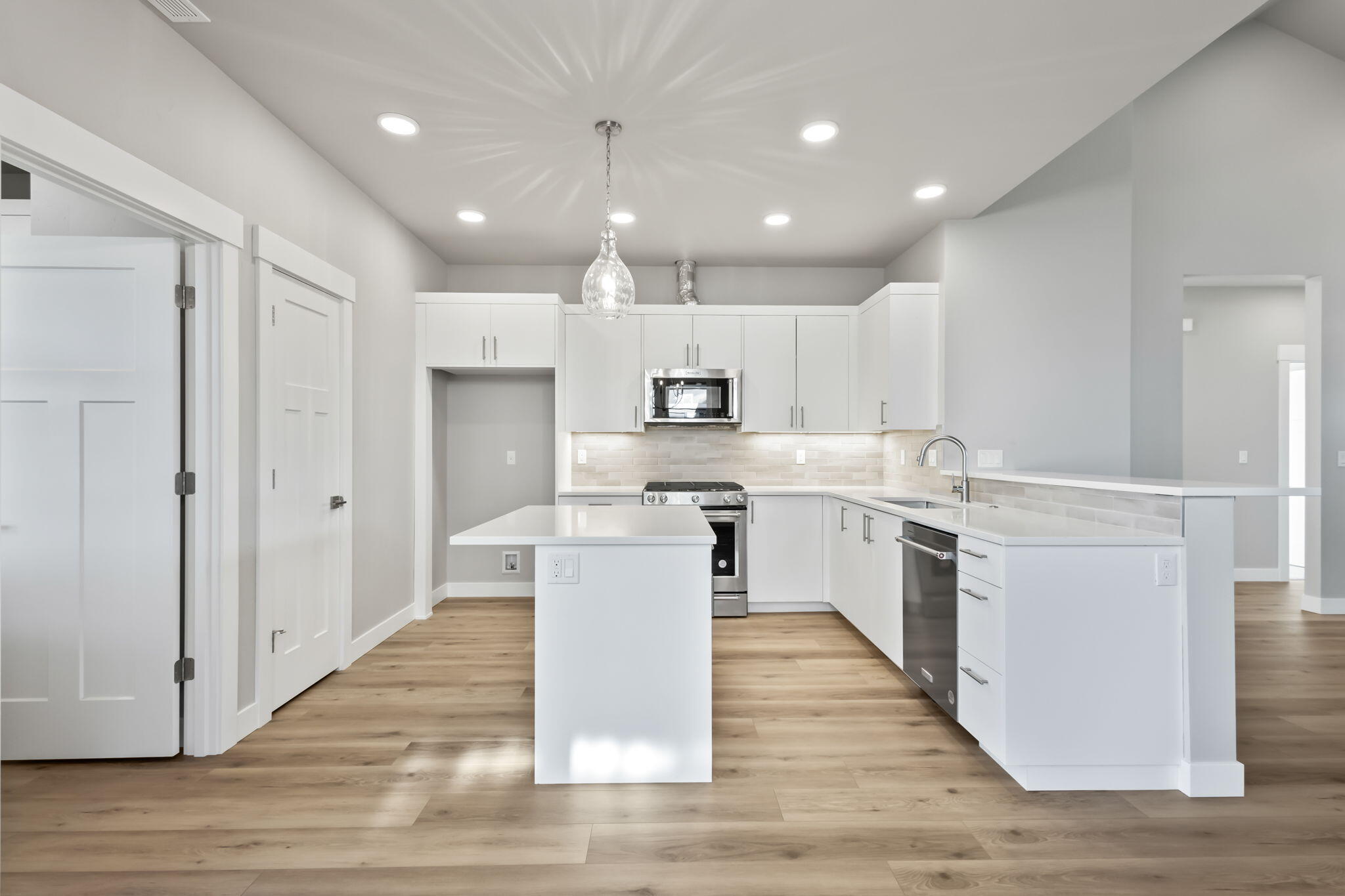 Canyon Rim Village - Residential