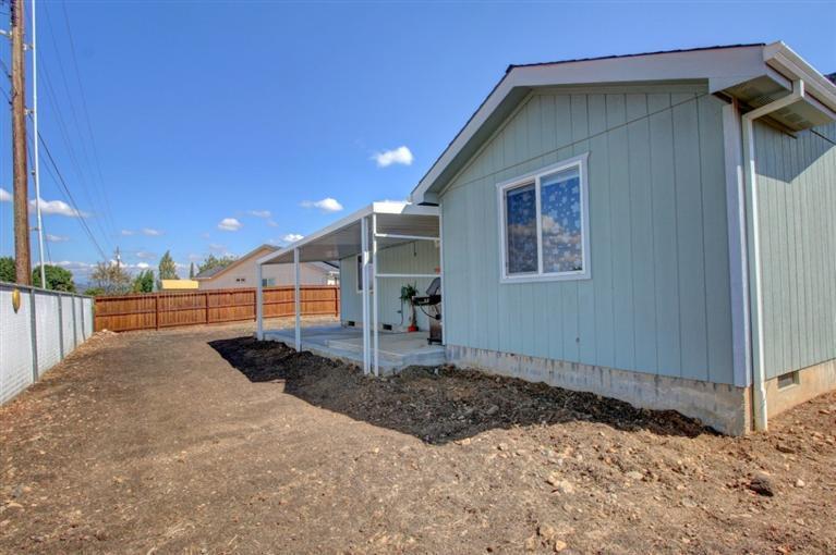 Whispering Winds - Residential