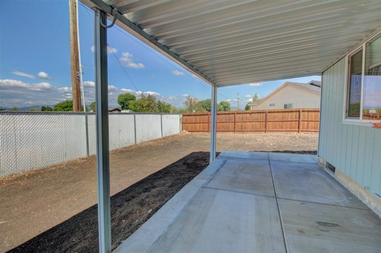 Whispering Winds - Residential