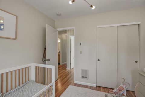 Tiny photo for 55601 Swan Road, Bend, OR 97707 (MLS # 220217539)