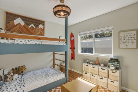 Tiny photo for 55601 Swan Road, Bend, OR 97707 (MLS # 220217539)