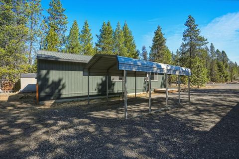 Tiny photo for 55601 Swan Road, Bend, OR 97707 (MLS # 220217539)