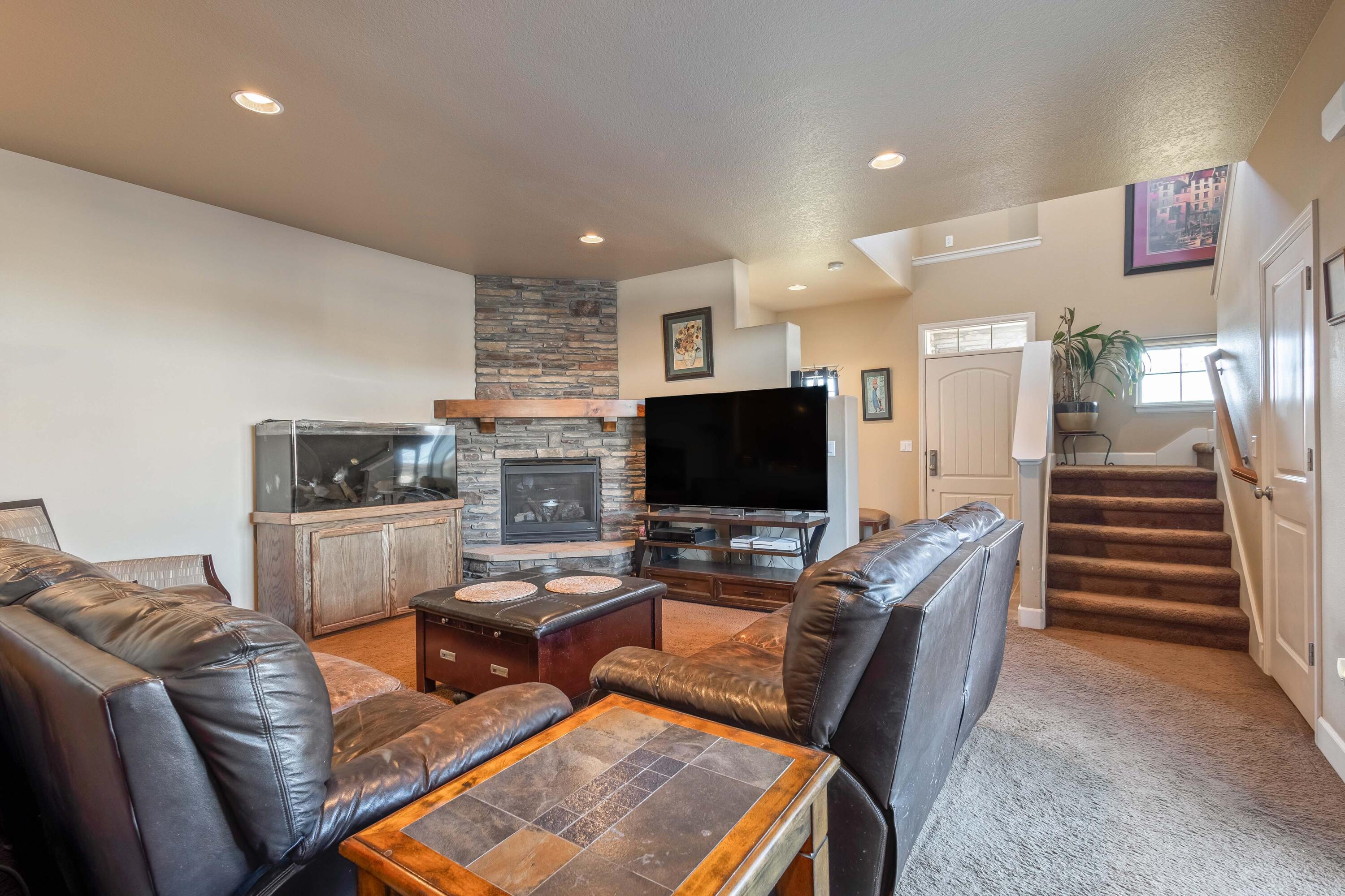 Ochoco Pointe - Residential