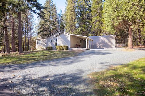 Tiny photo for 6995 Monument Drive, Grants Pass, OR 97526 (MLS # 220211135)