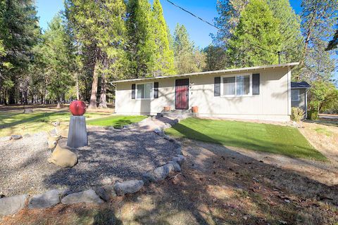 Tiny photo for 6995 Monument Drive, Grants Pass, OR 97526 (MLS # 220211135)