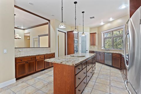 Tiny photo for 6995 Monument Drive, Grants Pass, OR 97526 (MLS # 220211135)