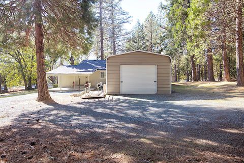 Tiny photo for 6995 Monument Drive, Grants Pass, OR 97526 (MLS # 220211135)