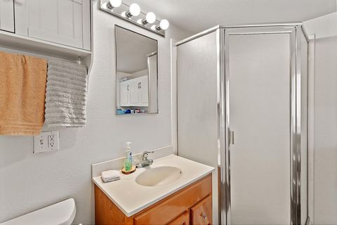 Tiny photo for 6995 Monument Drive, Grants Pass, OR 97526 (MLS # 220211135)