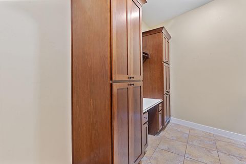 Tiny photo for 6995 Monument Drive, Grants Pass, OR 97526 (MLS # 220211135)