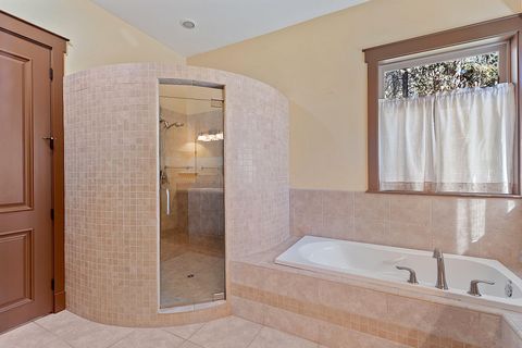 Tiny photo for 6995 Monument Drive, Grants Pass, OR 97526 (MLS # 220211135)