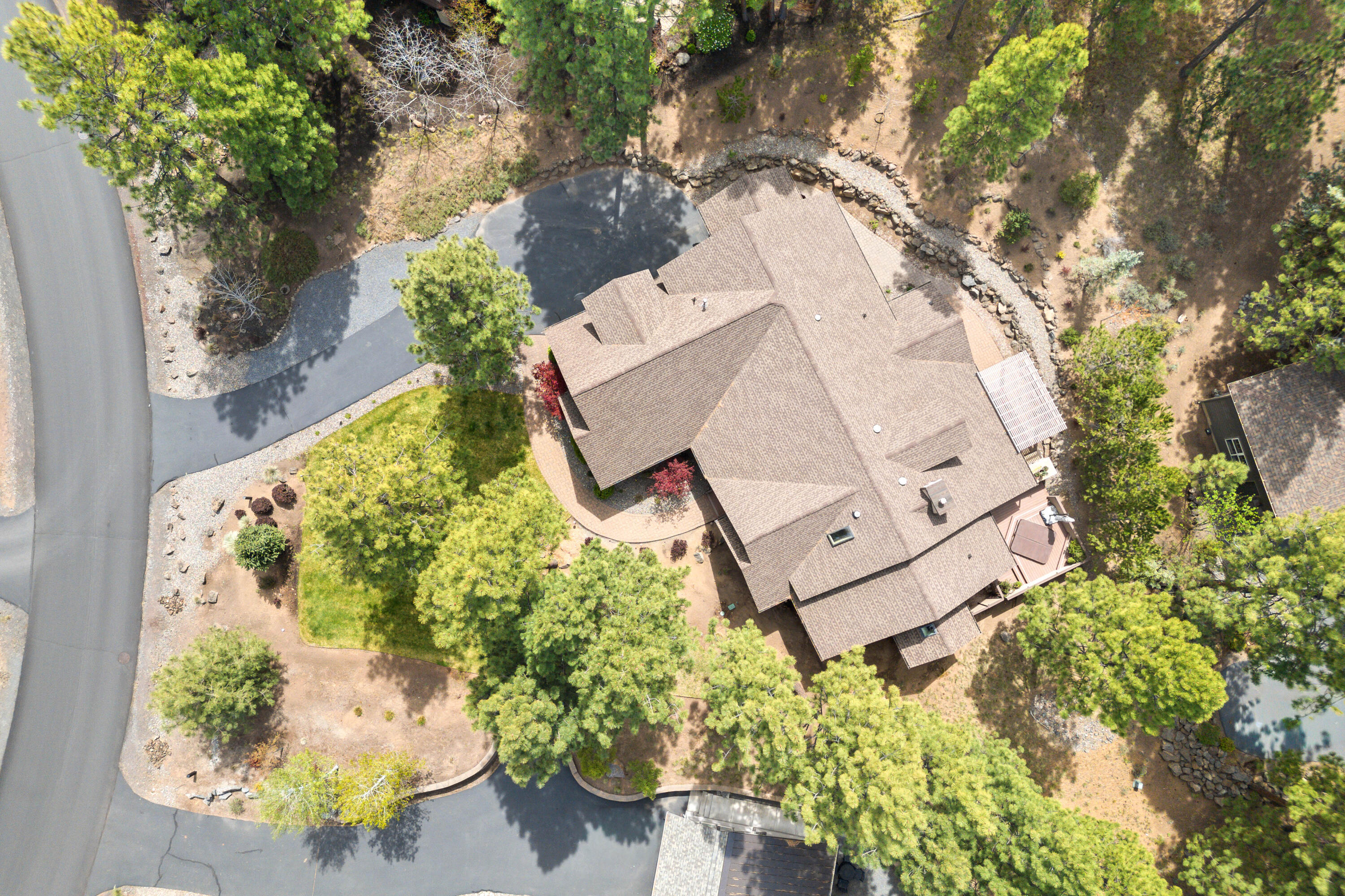 2677 NW Champion Circle