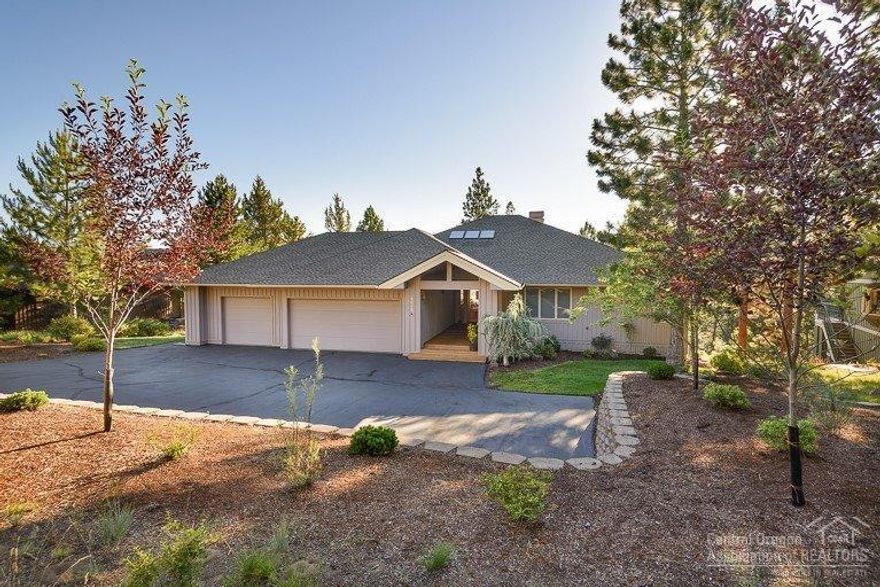 Immaculate single level home in Awbrey Glen built by Sun Forest Construction features 2906 sf of comfortable living space, gourmet kitchen w/stainless appliances, center island & abundant storage. All bedrooms on main level; daylight basement w/2 flex rooms. The expansive deck is great for entertaining or simply enjoying the privacy and beautiful views of Smith Rock. A gently sloping driveway and easy care landscape add to the desirability of this beautiful home.