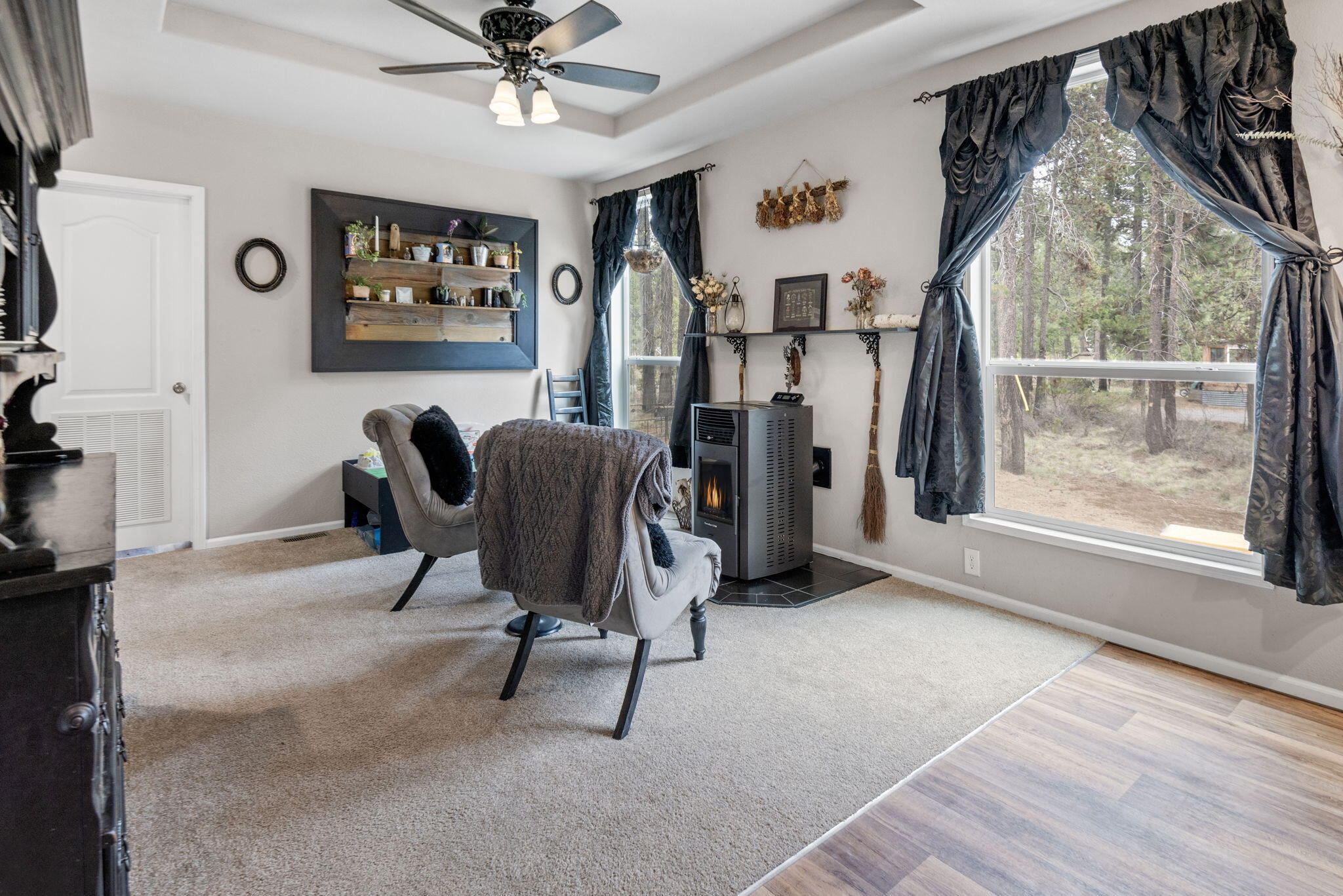 Bend, Oregon 97707, United States, 3 Bedrooms Bedrooms, ,2 BathroomsBathrooms,Residential,Active,60926