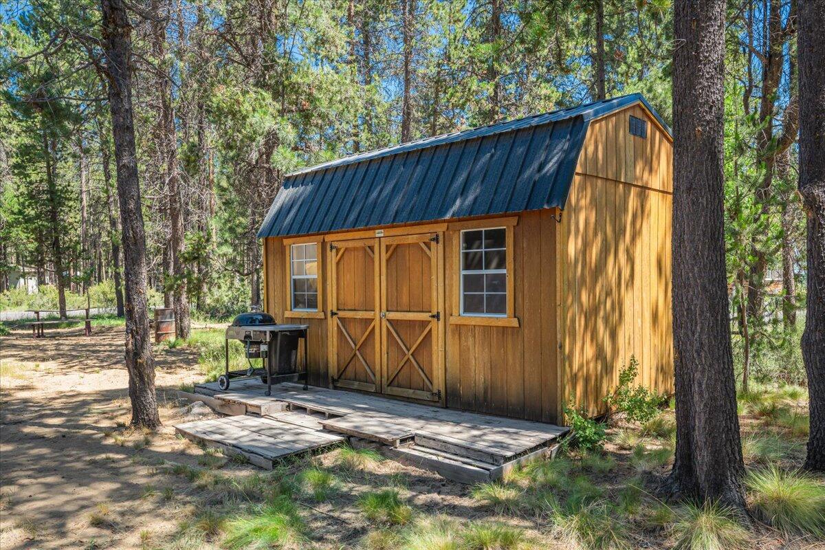 Bend, Oregon 97707, United States, 3 Bedrooms Bedrooms, ,2 BathroomsBathrooms,Residential,Active,60926