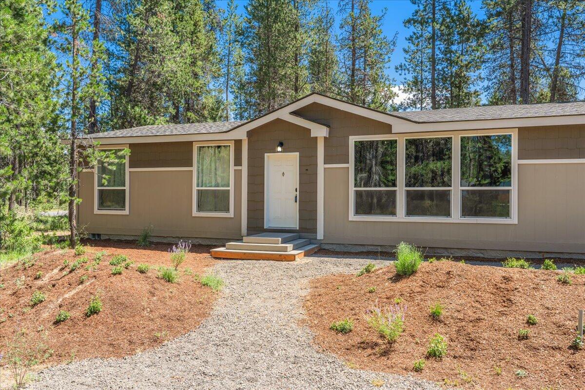 Bend, Oregon 97707, United States, 3 Bedrooms Bedrooms, ,2 BathroomsBathrooms,Residential,Active,60926