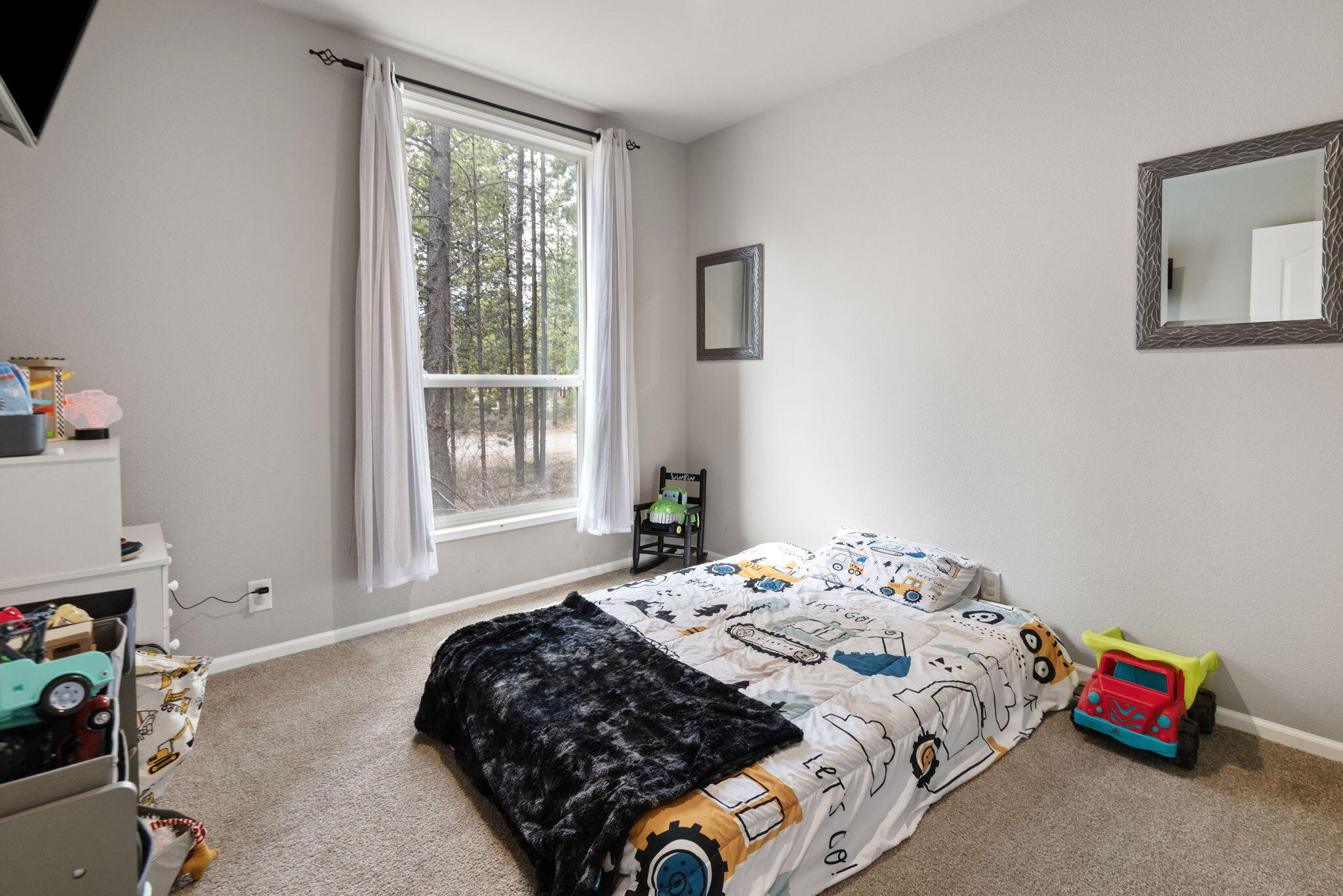 Bend, Oregon 97707, United States, 3 Bedrooms Bedrooms, ,2 BathroomsBathrooms,Residential,Active,60926