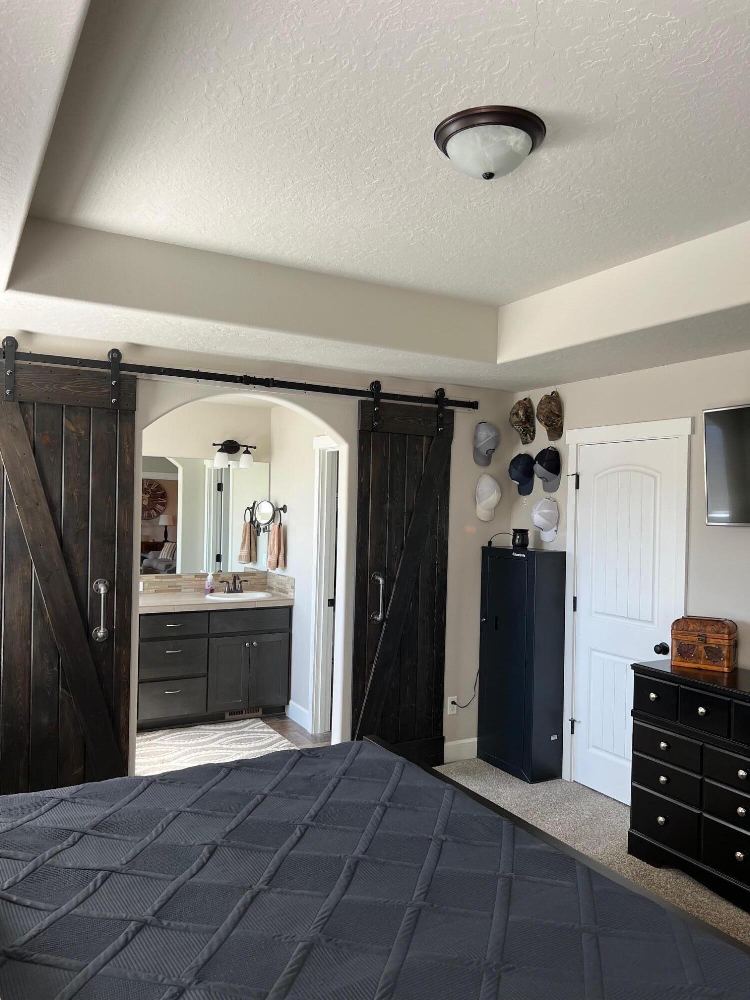 27 Elm - Residential