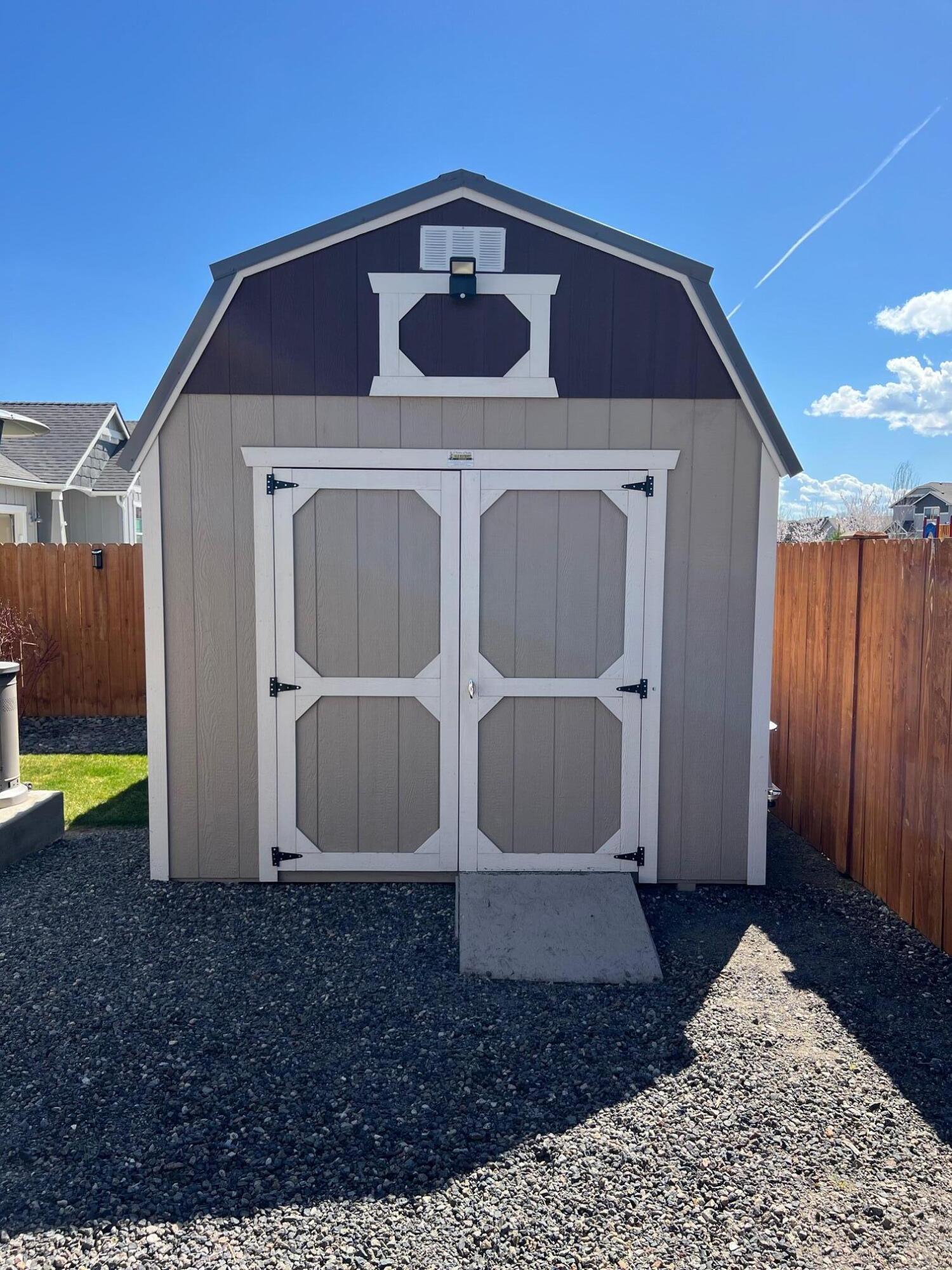 27 Elm - Residential