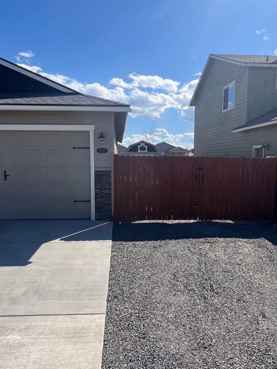 27 Elm - Residential