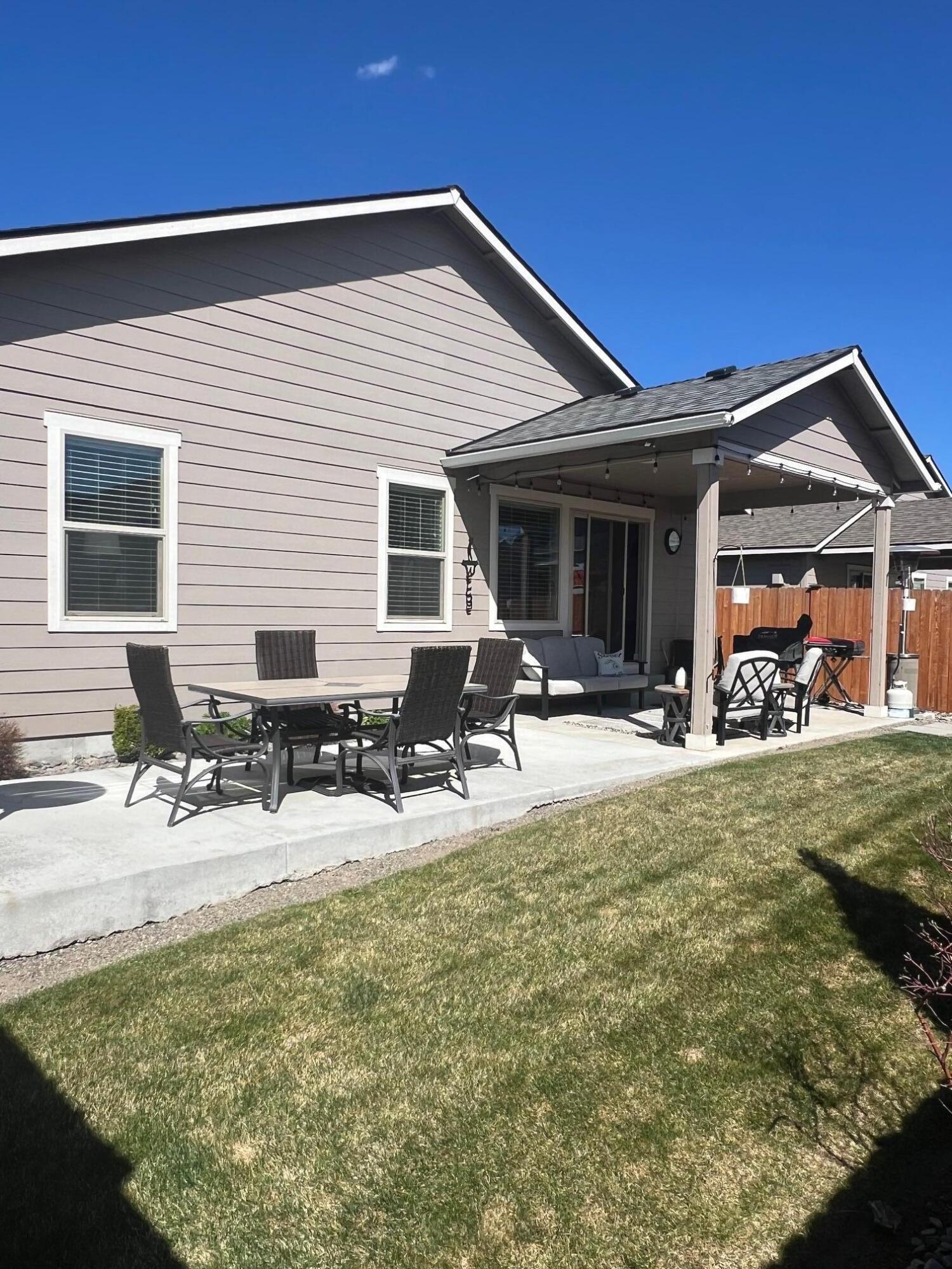 27 Elm - Residential